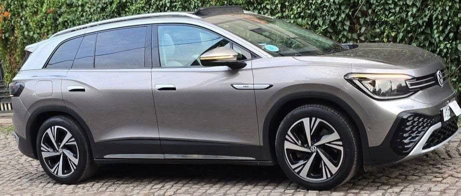 Car Rental hero Image 1